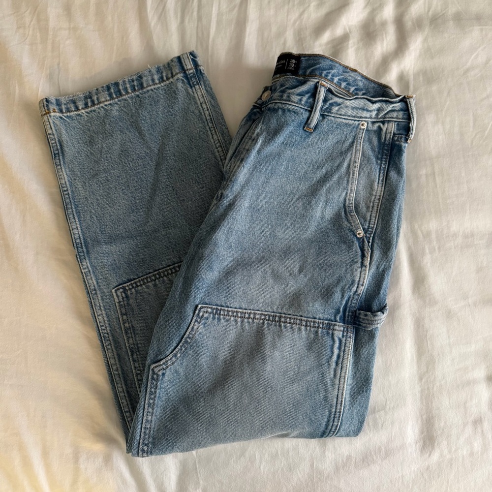 Abercrombie & Fitch Light Blue Relaxed Men's Jeans